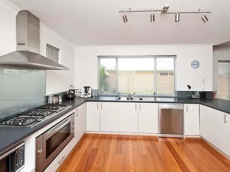 7 Fawcett Road, Byford WA 6122