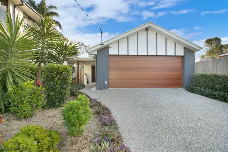 6 Ulagree Street, Wynnum West QLD 4178