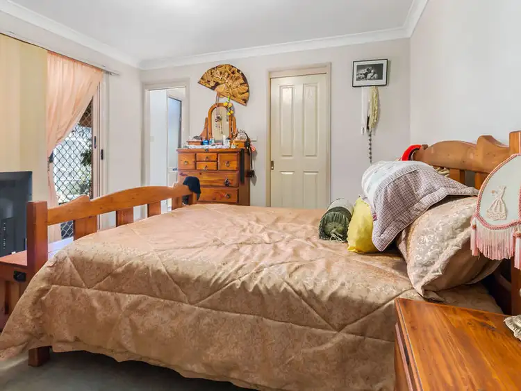 Fifth view of Homely house listing, 6 Gladstone Close, West Hoxton NSW 2171