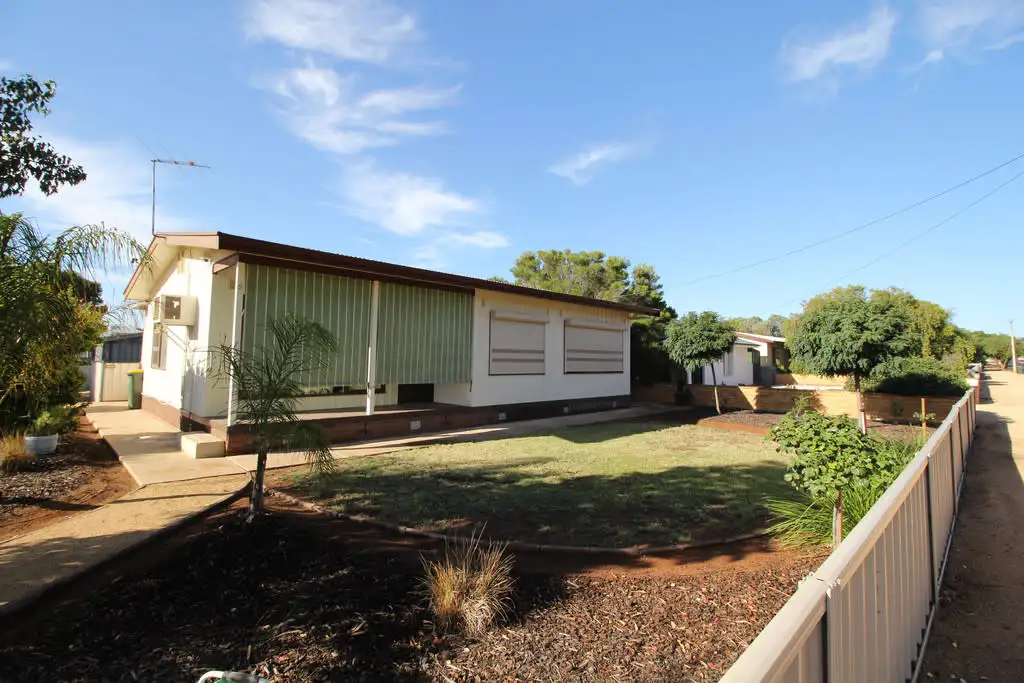 Main view of Homely house listing, 5 Eringa Avenue, Loxton SA 5333