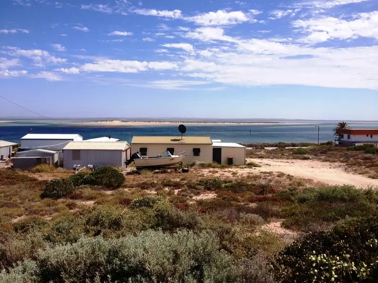26-28 Sandham Street, Venus Bay SA 5607