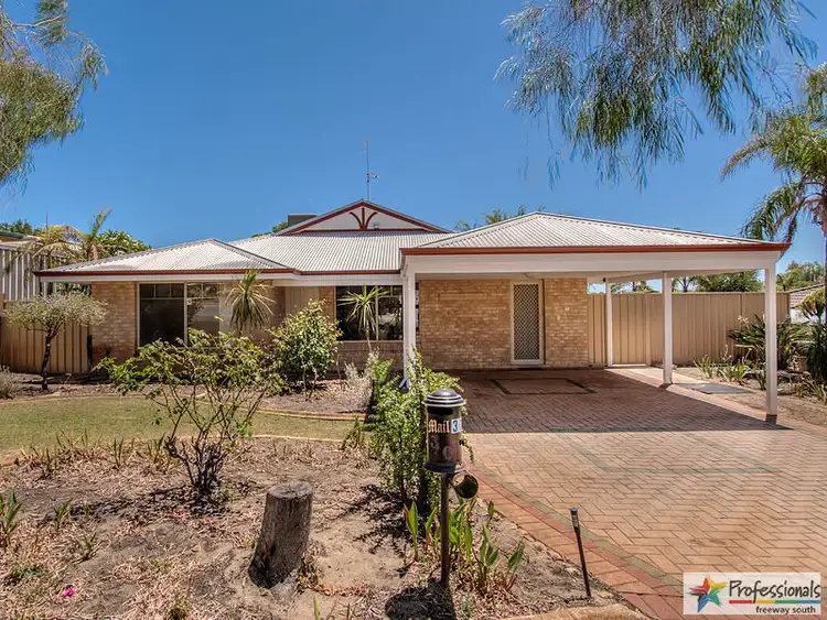 30 Roscommon Crescent, Orelia WA 6167