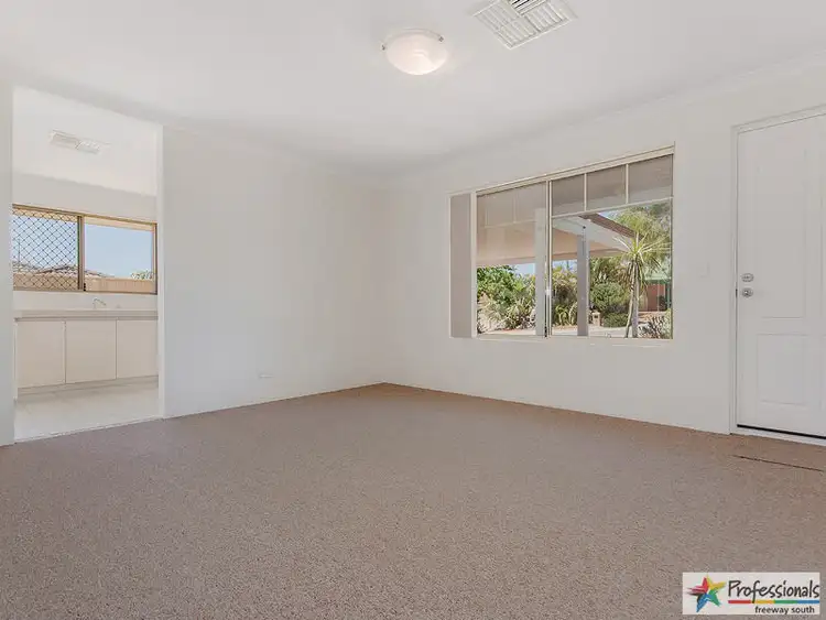 Seventh view of Homely house listing, 30 Roscommon Crescent, Orelia WA 6167