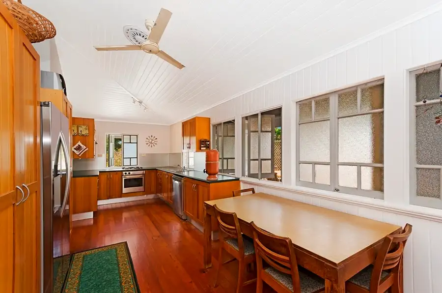 Main view of Homely house listing, 32 Surrey Street, Hyde Park QLD 4812