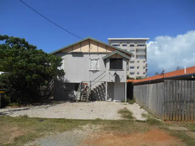 2/110 Mein Street, Scarborough QLD 4020