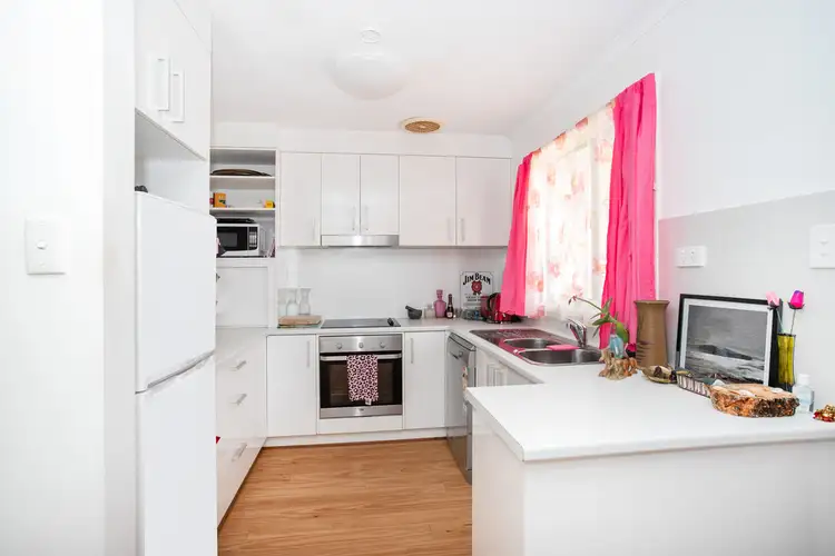 Fifth view of Homely unit listing, 4/12 Parker Avenue, Surf Beach NSW 2536