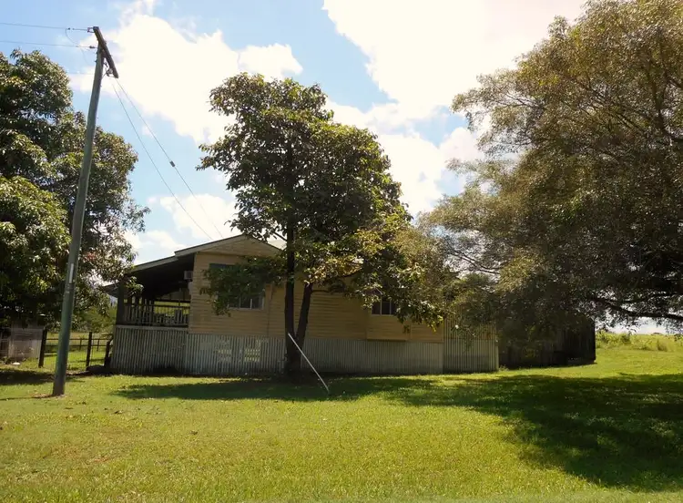 45 Faux's Road, Finch Hatton QLD 4756