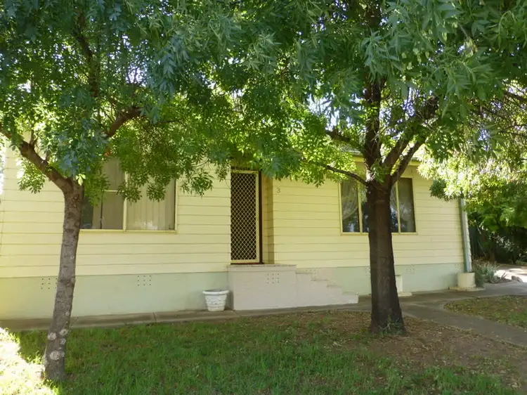 3 Paterson Street, Parkes NSW 2870