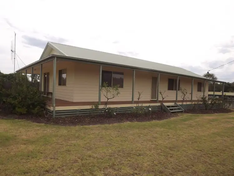 309 NICHOLSON STREET, Orbost VIC 3888