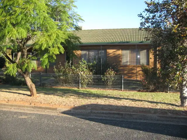 Main view of Homely house listing, 26 Russell St, Parkes NSW 2870