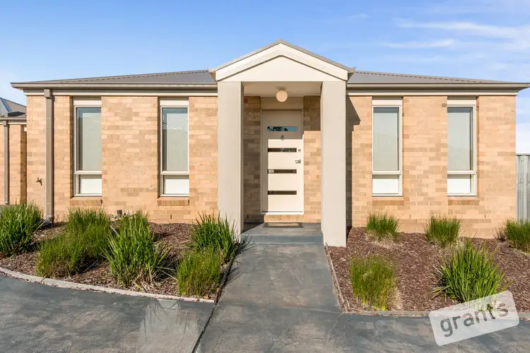 Second view of Homely unit listing, 6/101 Ebony Drive, Pakenham VIC 3810