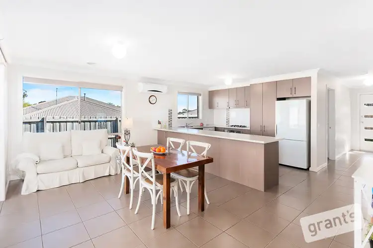 Sixth view of Homely unit listing, 6/101 Ebony Drive, Pakenham VIC 3810