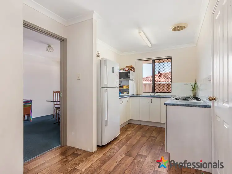 Second view of Homely house listing, 10 Ferris Green, Parmelia WA 6167