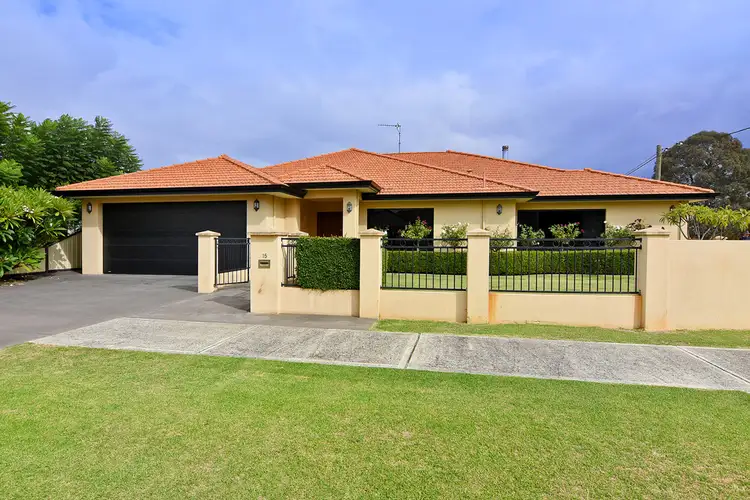 15 Knowles Street, Harvey WA 6220