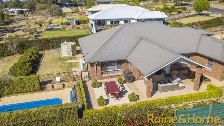 24 Glenabbey Drive, Dubbo NSW 2830