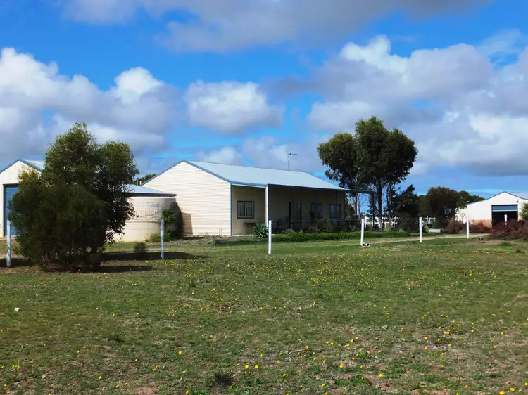 36 Blue Vista, Hopetoun WA 6348