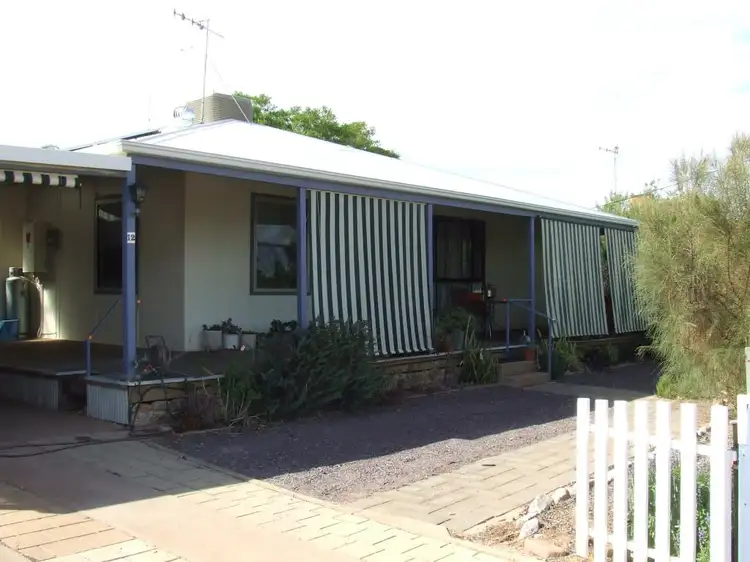 12 Johnson Ave, Stirling North SA 5710