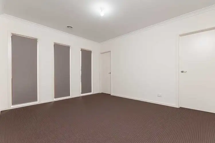 Fourth view of Homely house listing, 6 Featherwood Crescent, Craigieburn VIC 3064