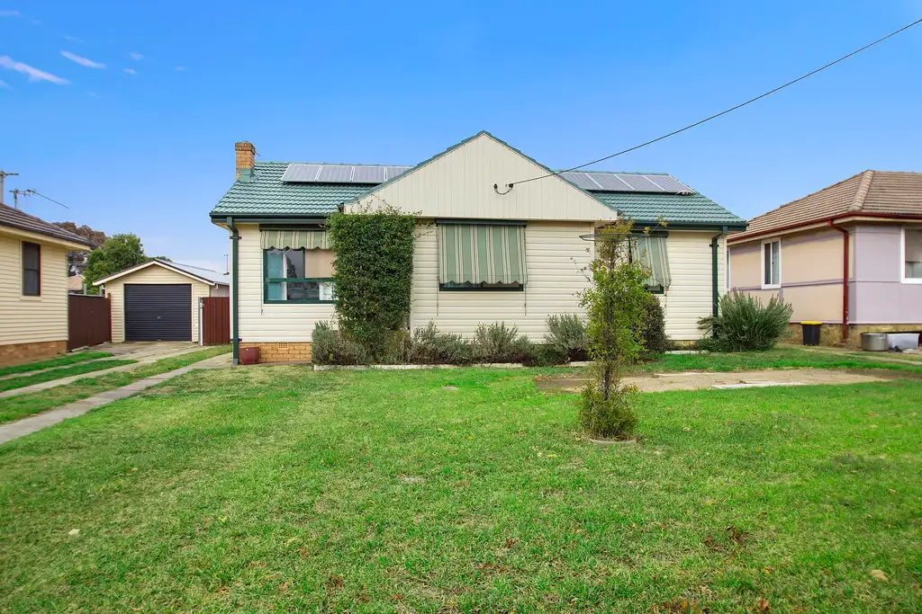 Main view of Homely house listing, 17 Renshaw Street, Goulburn NSW 2580