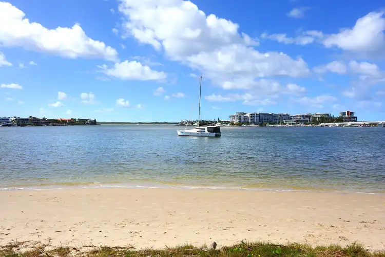 Sixth view of Homely apartment listing, 4/8 Nankeen Avenue, Paradise Point QLD 4216