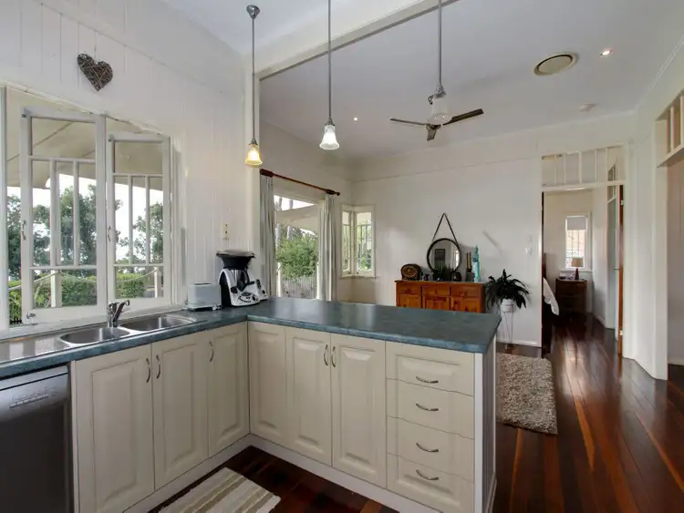 Fifth view of Homely house listing, 152 Esplanade, Point Vernon QLD 4655