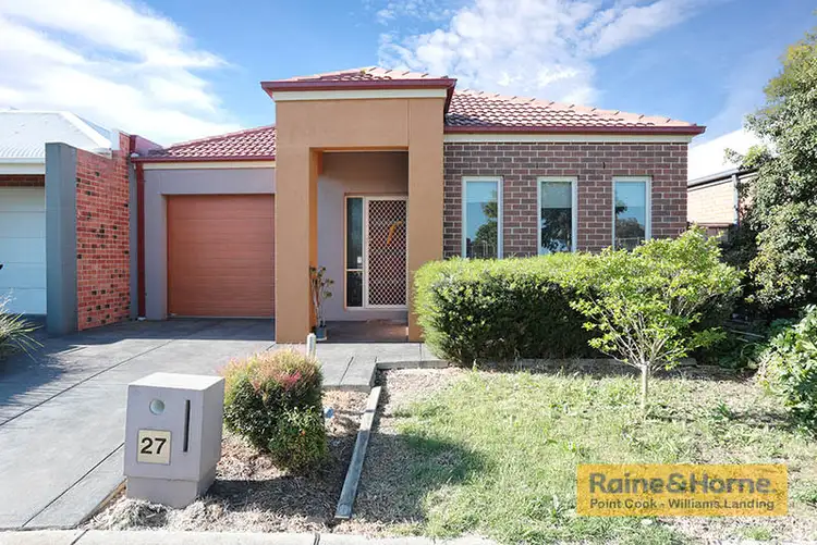 27 Nottingham Crescent, Tarneit VIC 3029