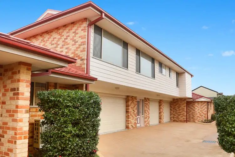 2/55 Russell Street, East Gosford NSW 2250