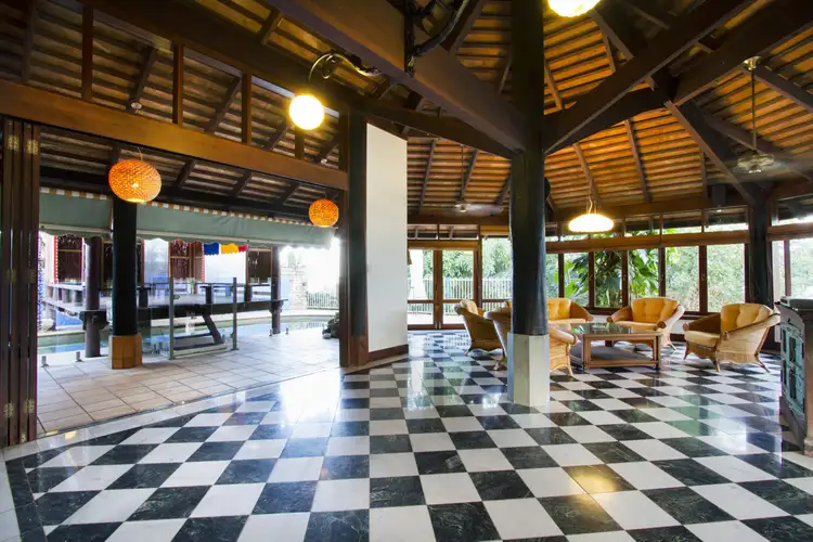 7 Neerim Crescent, Shute Harbour QLD 4802