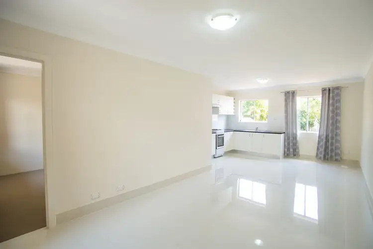 3/42 Swain Street