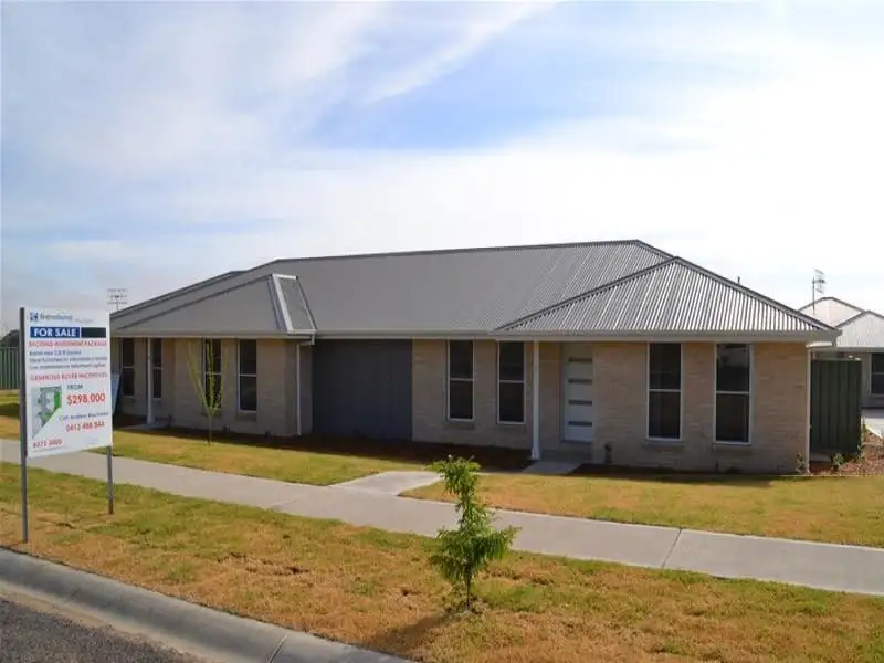 Main view of Homely house listing, 2/31 - 33 Banjo Paterson Avenue, Mudgee NSW 2850