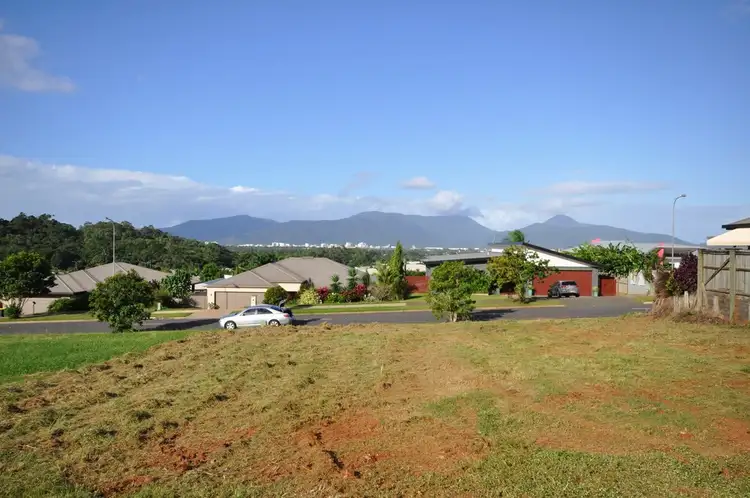 111 MCFARLANE DRIVE, Kanimbla QLD 4870