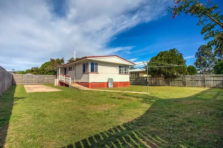 25 Neil Street, Southside QLD 4570