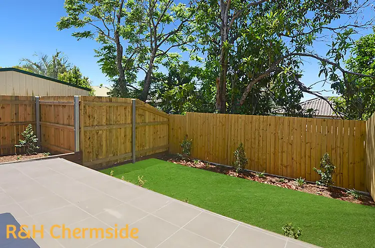 2/23 Bebbington St, Zillmere QLD 4034