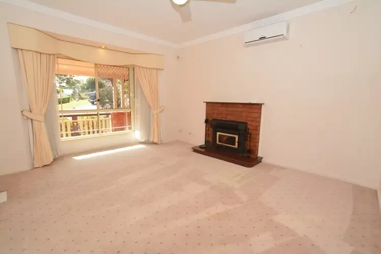 Fifth view of Homely house listing, 3 Sarandon Close, Mcdowall QLD 4053
