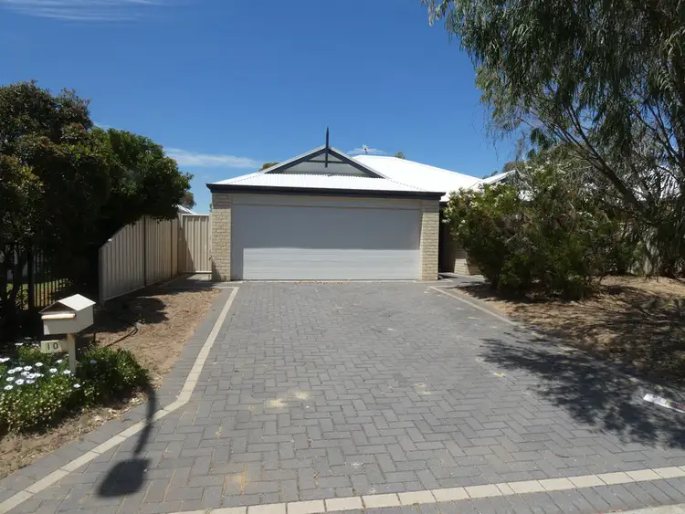 10 Menna Brace, Greenfields WA 6210