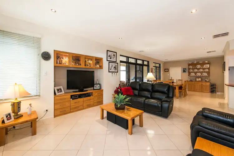 40 Ballagar Road, Byford WA 6122