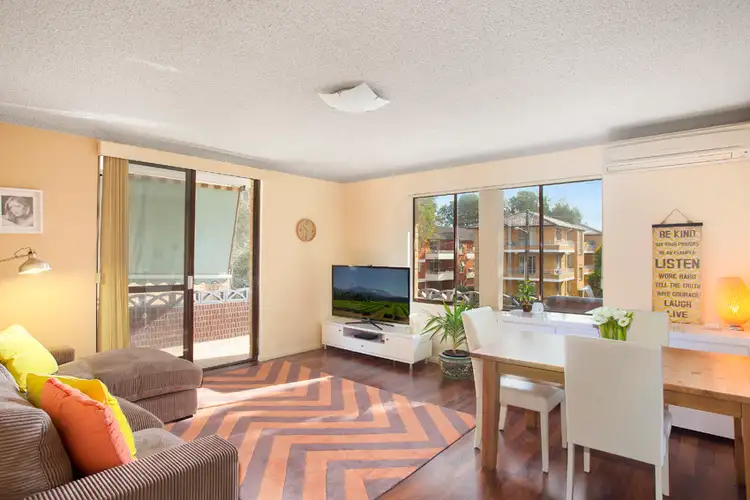 Main view of Homely unit listing, 2/16 Lismore Avenue, Dee Why NSW 2099