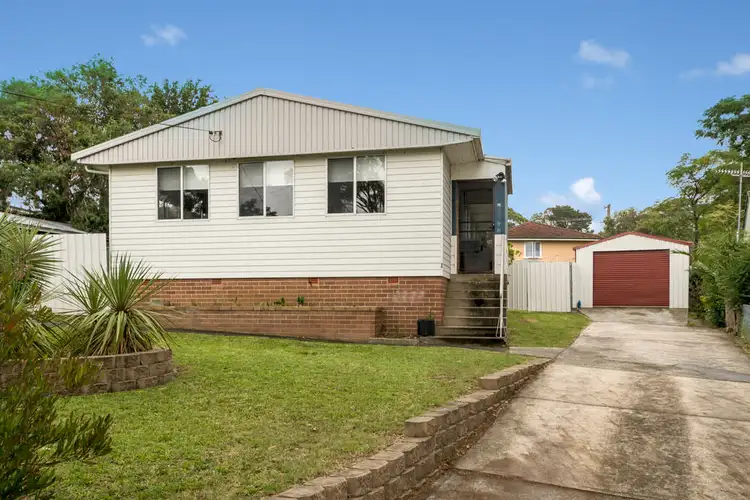 1 Kimbarra Crescent, Koonawarra NSW 2530