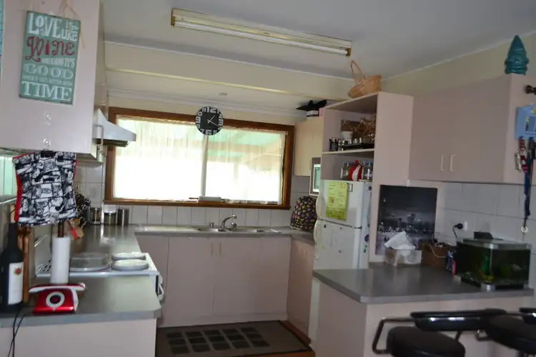 Fifth view of Homely house listing, 9 PFITZNER STREET, Tumby Bay SA 5605