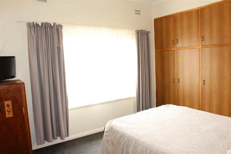 Sixth view of Homely house listing, 11 Dunn Street, Bordertown SA 5268