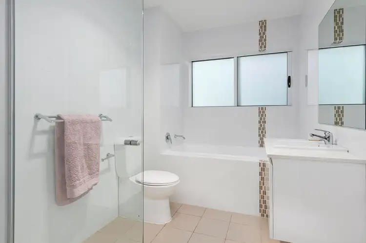 Sixth view of Homely apartment listing, 4/12 May Street, Hornsby NSW 2077