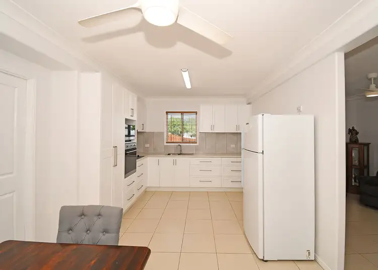 Sixth view of Homely house listing, 3 Chiquita Court, Dundowran Beach QLD 4655