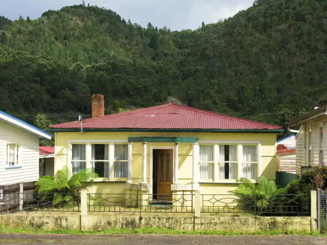 52 McNamara Street, Queenstown TAS 7467