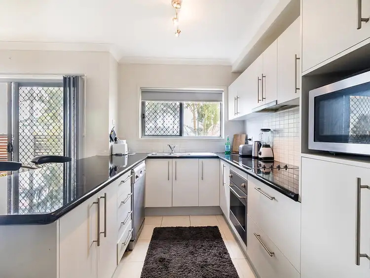 Seventh view of Homely townhouse listing, 1/11 Birdwood Road, Carina Heights QLD 4152