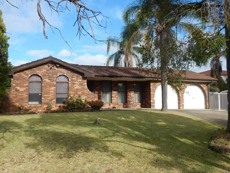 23 Olga Close, Bossley Park NSW 2176