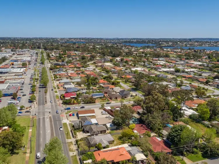 Sixth view of Homely house listing, 2/210 High Road, Riverton WA 6148