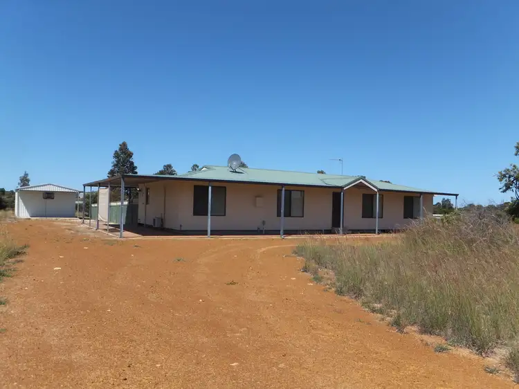 214 Cambewarra Dve, Hopetoun WA 6348