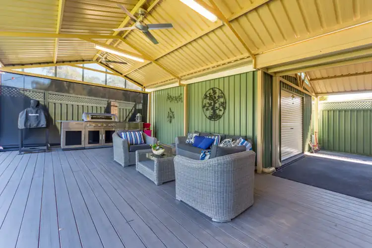 44 San Jacinta Rd, Seville Grove WA 6112