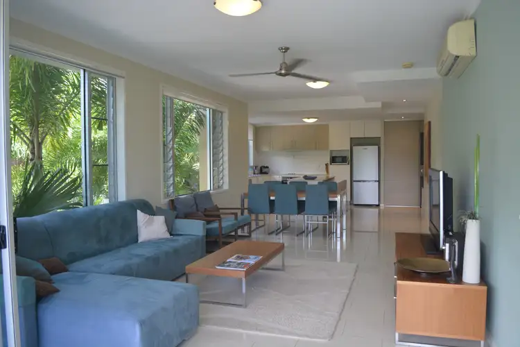 2/15 Flametree Court, Airlie Beach QLD 4802