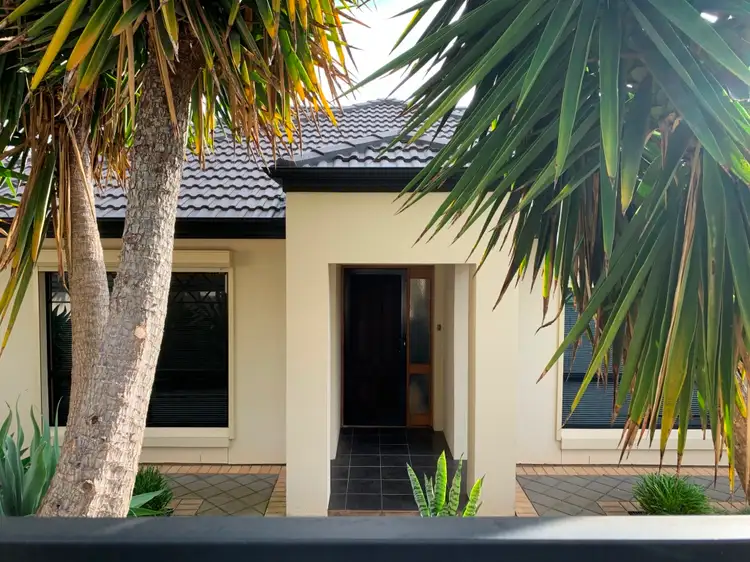 8 CATHCART TERRACE